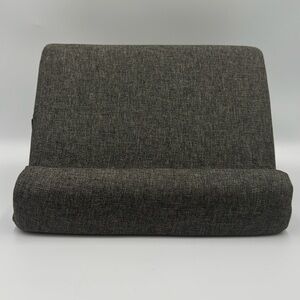 NWOT The Duo Multi-Angle Soft Foam Tablet Stand with Storage Gray